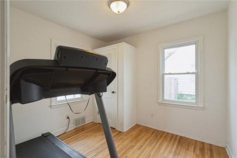 2418 Franklin Avenue NE Cedar Rapids IA 52402