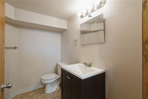 2418 Franklin Avenue NE Cedar Rapids IA 52402