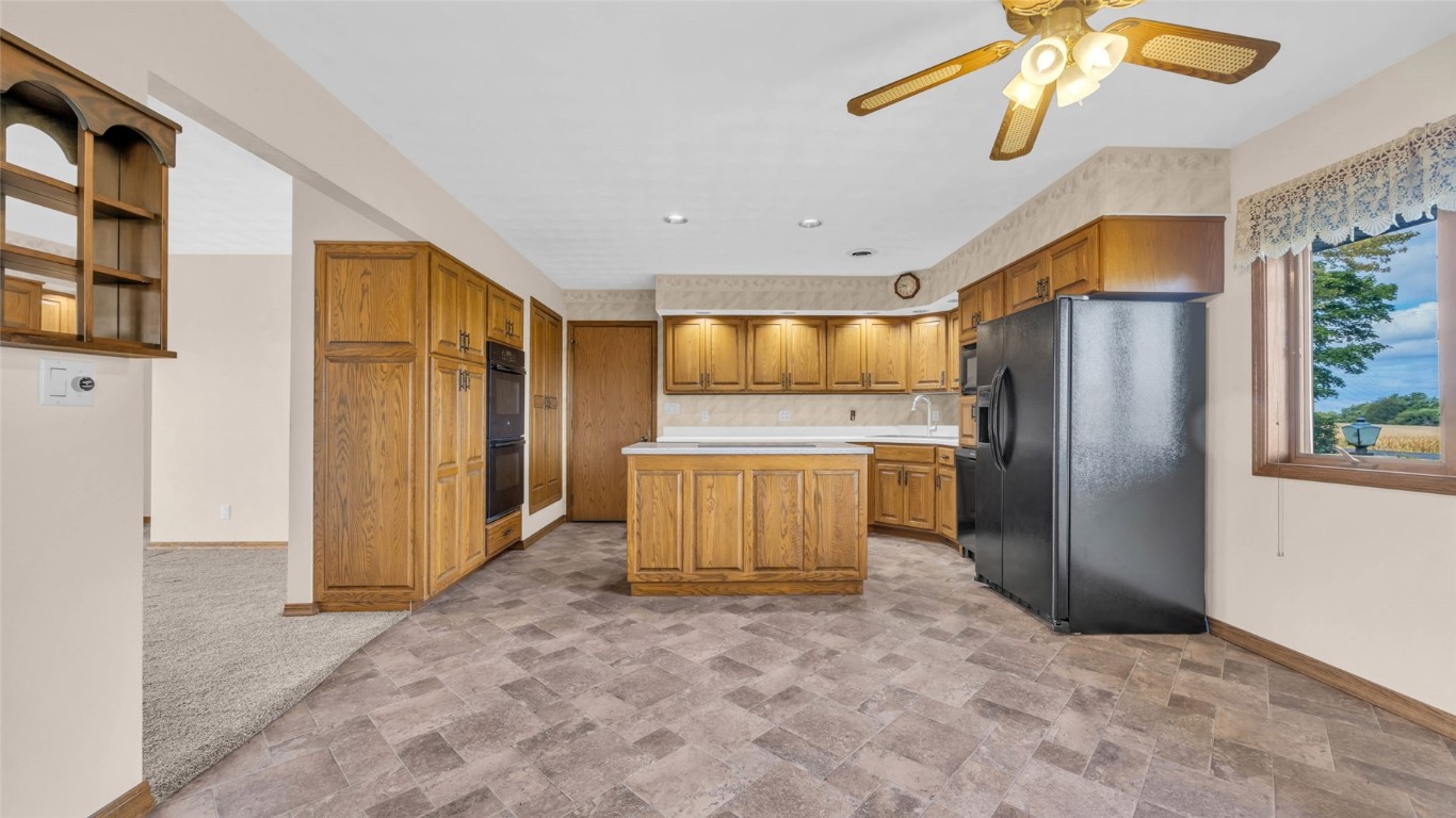 5589 22nd Avenue Trail Vinton IA 52349