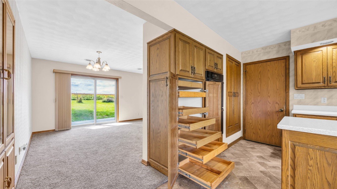5589 22nd Avenue Trail Vinton IA 52349