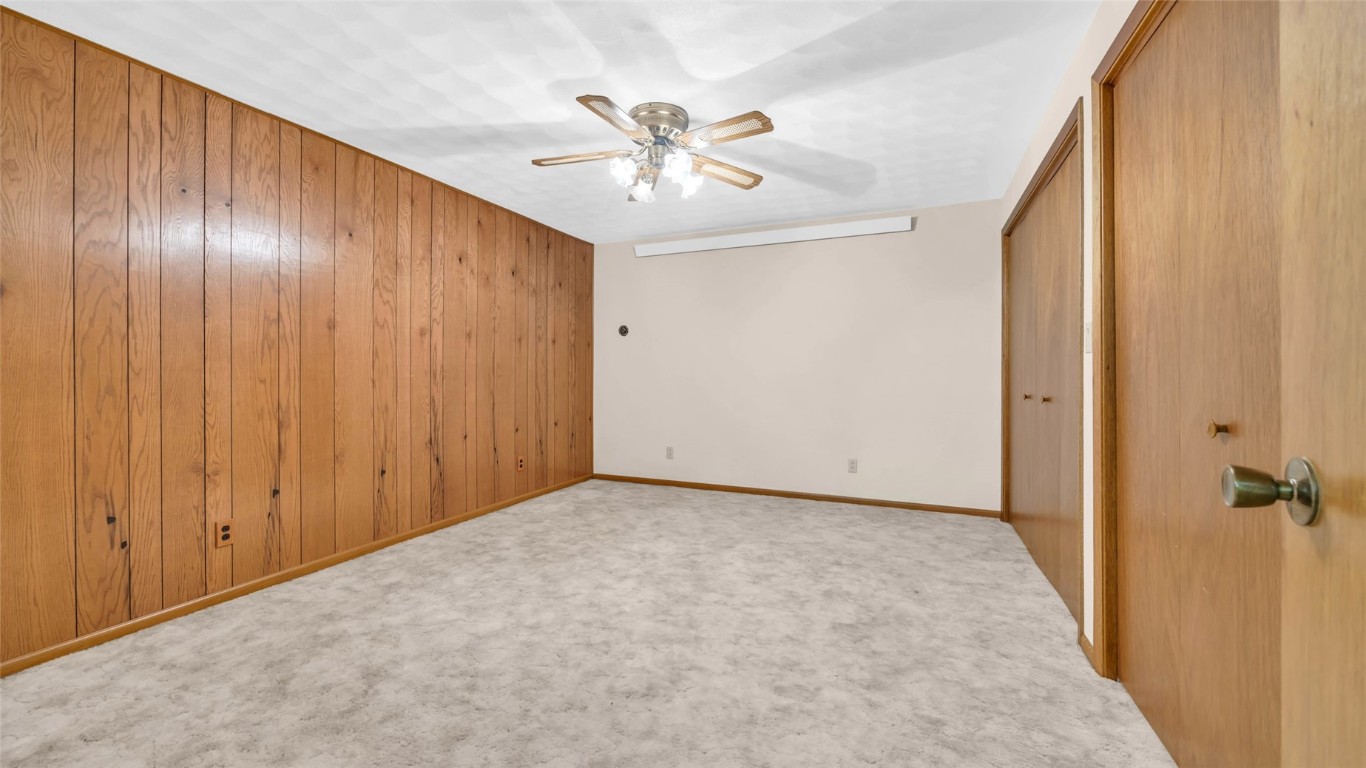 5589 22nd Avenue Trail Vinton IA 52349