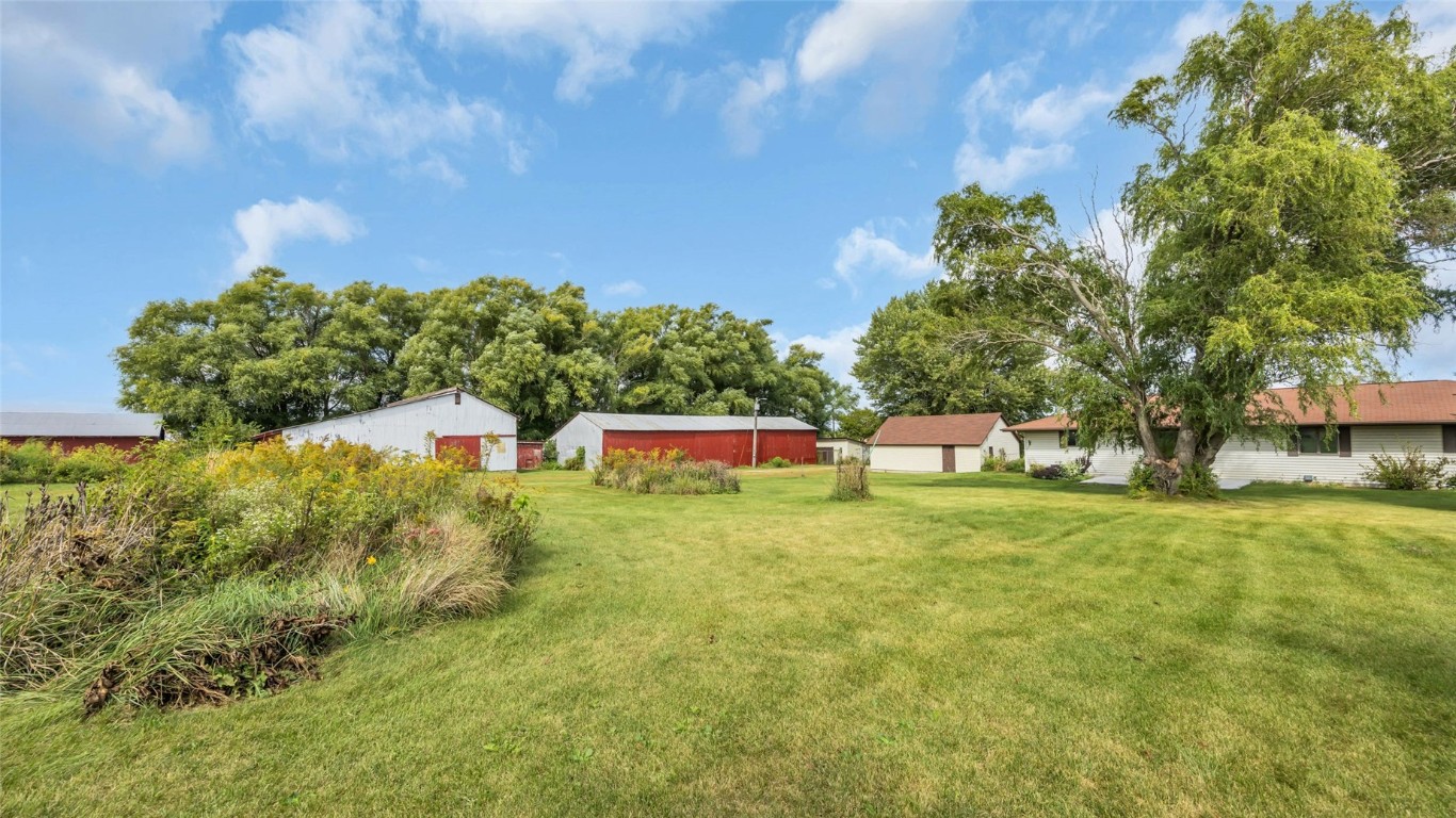 5589 22nd Avenue Trail Vinton IA 52349