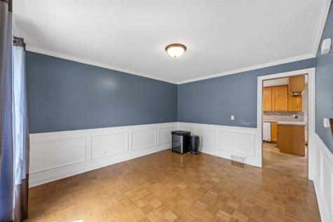 7001 Surrey Drive NE Cedar Rapids IA 52402
