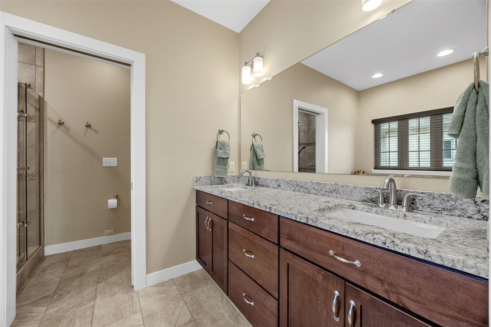 1825 Stone Creek Circle North Liberty IA 52317
