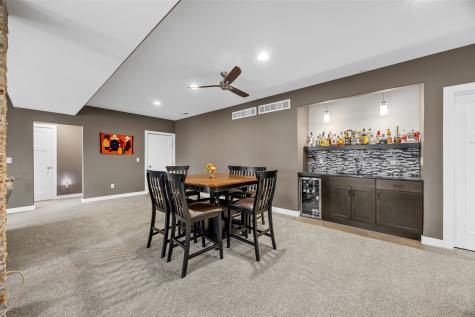 1825 Stone Creek Circle North Liberty IA 52317