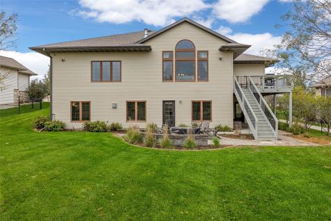 1825 Stone Creek Circle North Liberty IA 52317