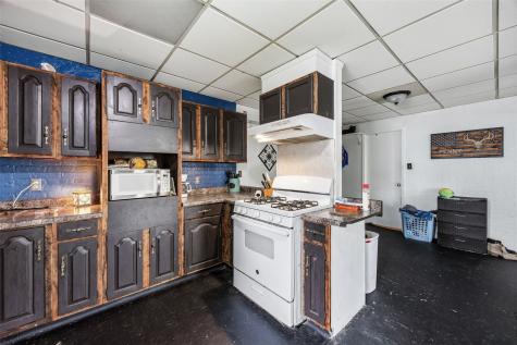 100 W North Street Olin IA 52320