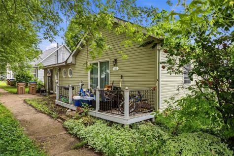 100 W North Street Olin IA 52320