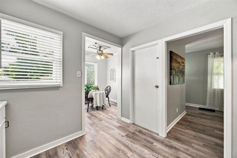 4405 Navajo Drive NE Cedar Rapids IA 52402