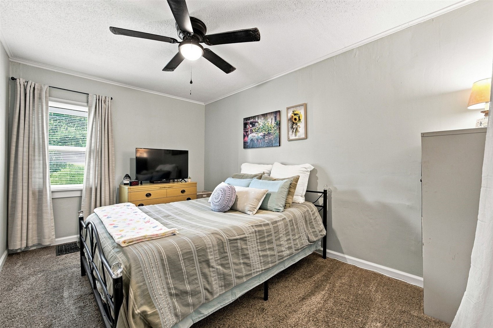 4405 Navajo Drive NE Cedar Rapids IA 52402