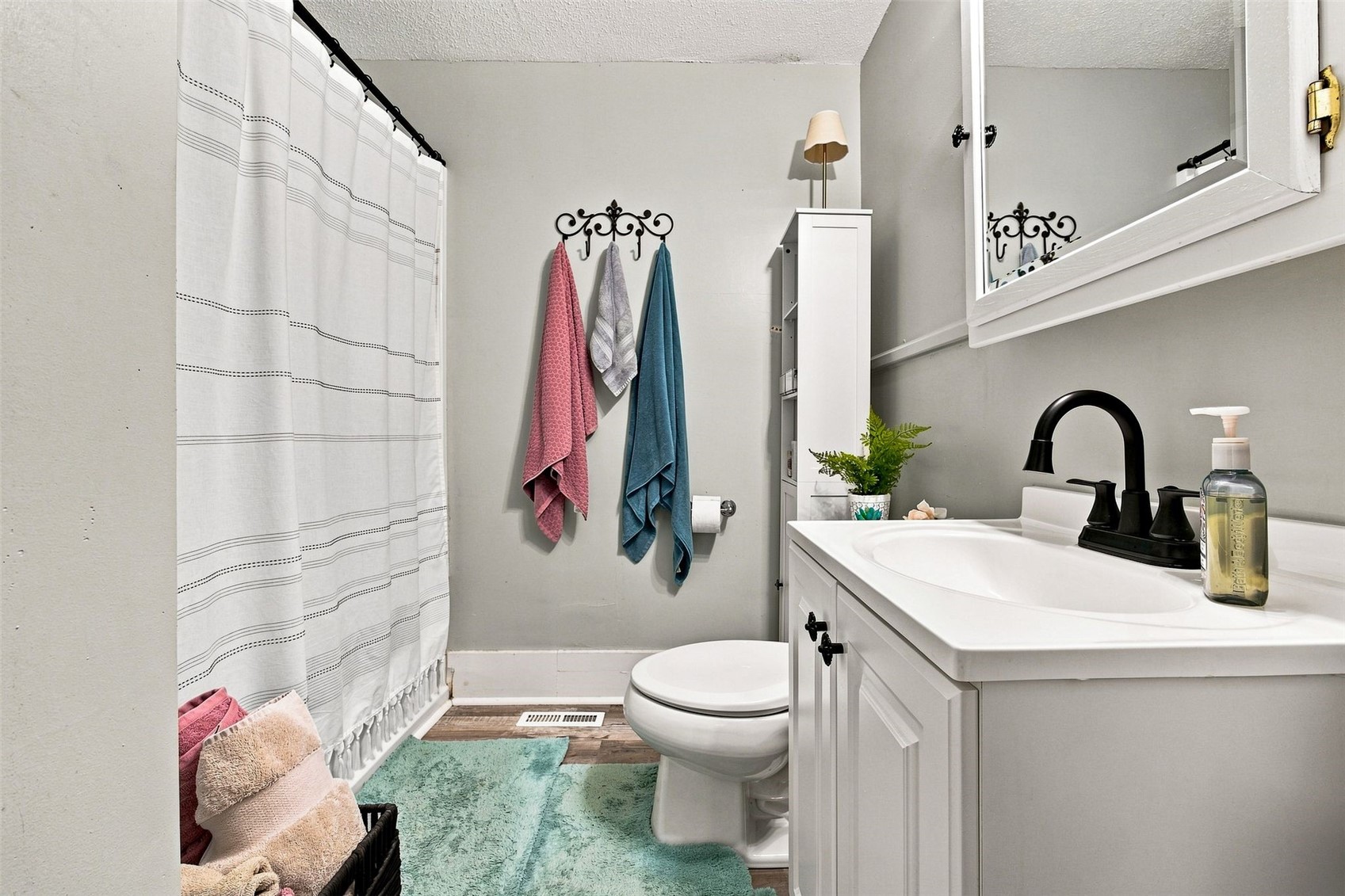 4405 Navajo Drive NE Cedar Rapids IA 52402