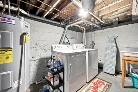 4405 Navajo Drive NE Cedar Rapids IA 52402