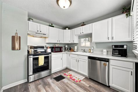4405 Navajo Drive NE Cedar Rapids IA 52402