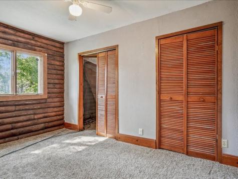 1258 Rollins Road Central City IA 52214