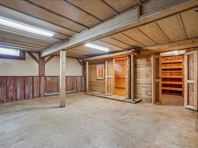 1258 Rollins Road Central City IA 52214
