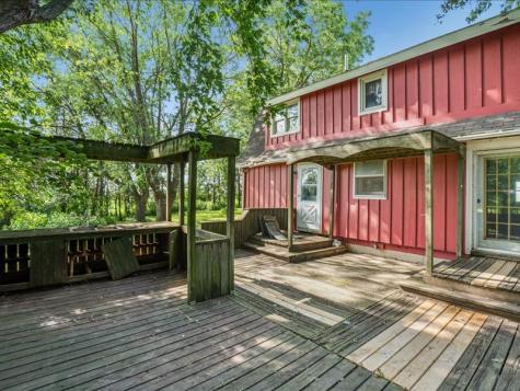 1258 Rollins Road Central City IA 52214