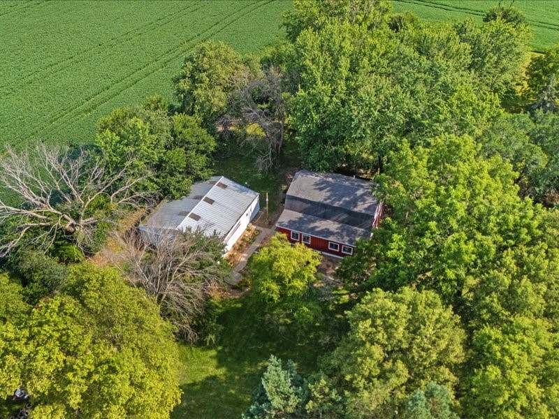 1258 Rollins Road Central City IA 52214