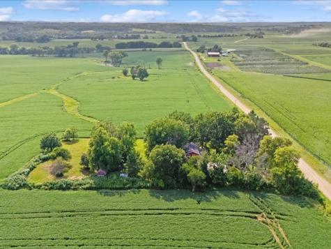 1258 Rollins Road Central City IA 52214