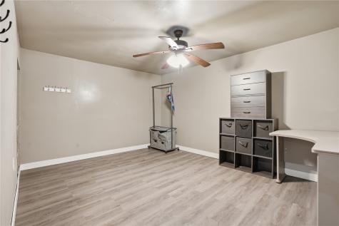 1529 E Avenue NW Cedar Rapids IA 52405