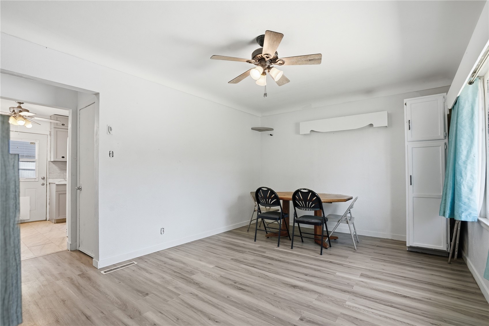 1529 E Avenue NW Cedar Rapids IA 52405