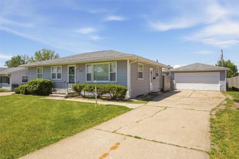 2448 Teresa Drive SW Cedar Rapids IA 52404