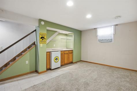 2448 Teresa Drive SW Cedar Rapids IA 52404