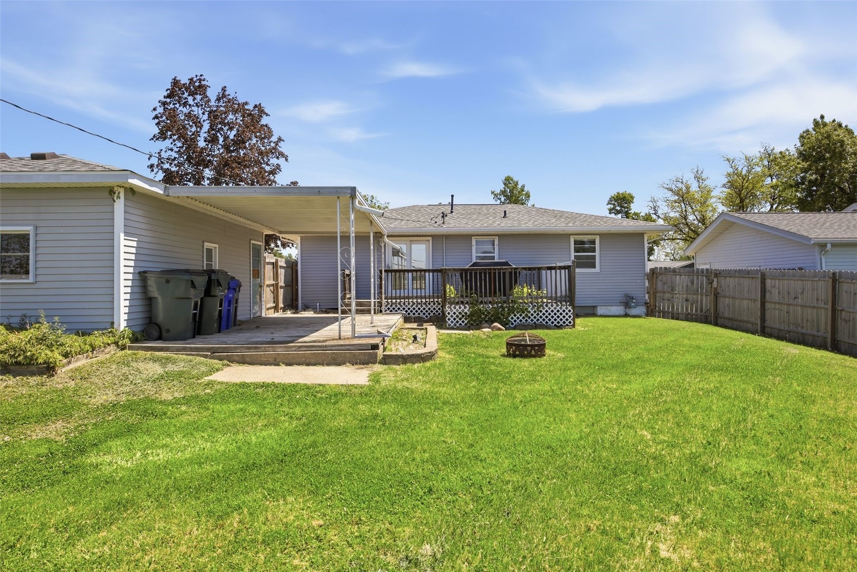 2448 Teresa Drive SW Cedar Rapids IA 52404