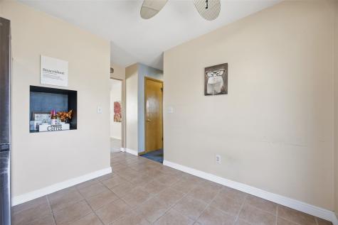 2448 Teresa Drive SW Cedar Rapids IA 52404