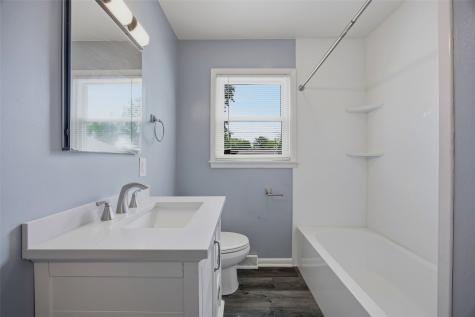 3858 Terrace Hill Drive NE Cedar Rapids IA 52402