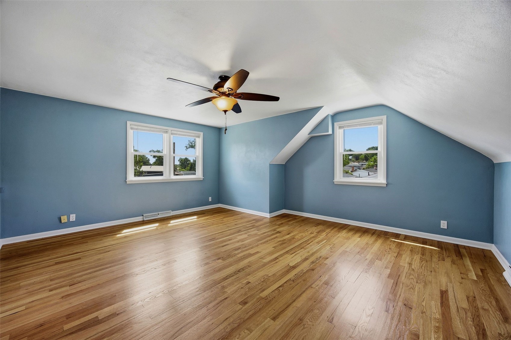 3858 Terrace Hill Drive NE Cedar Rapids IA 52402