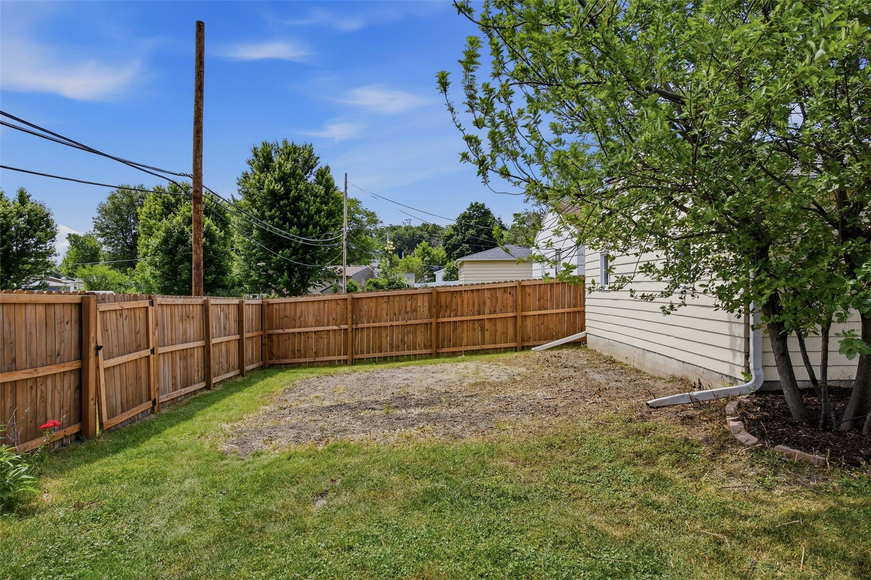 3858 Terrace Hill Drive NE Cedar Rapids IA 52402