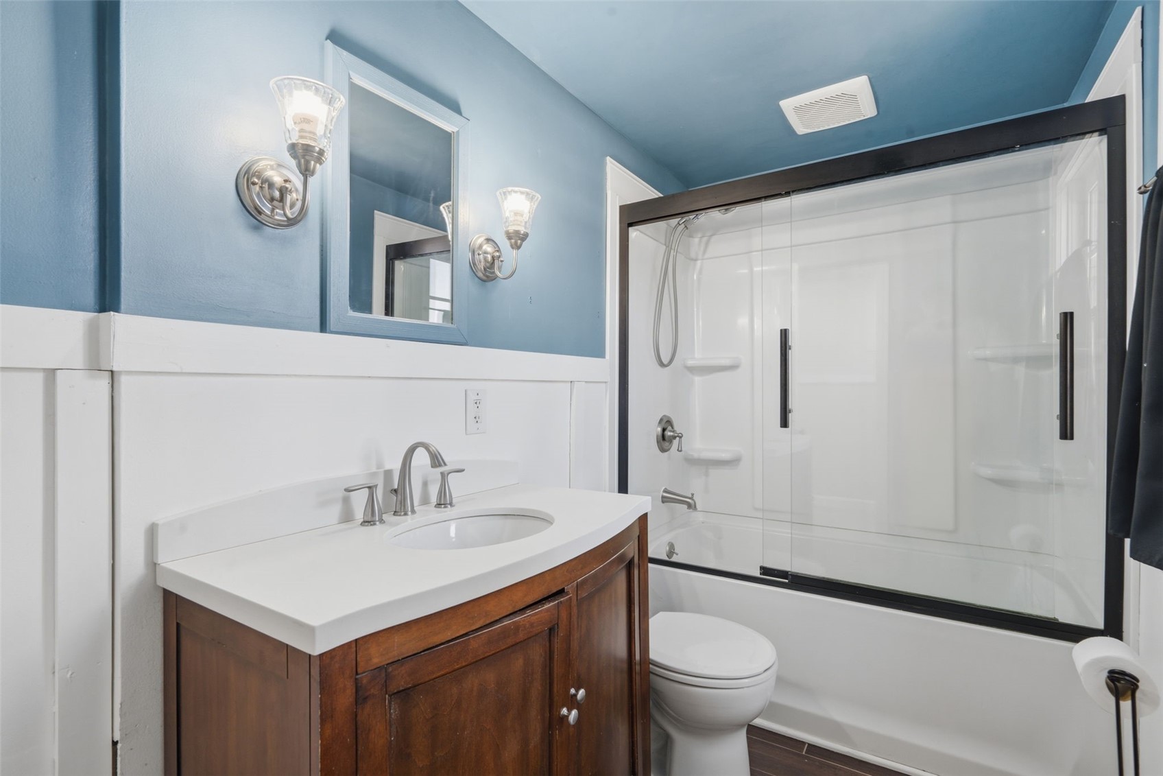 132 38th Street NE Cedar Rapids IA 52402