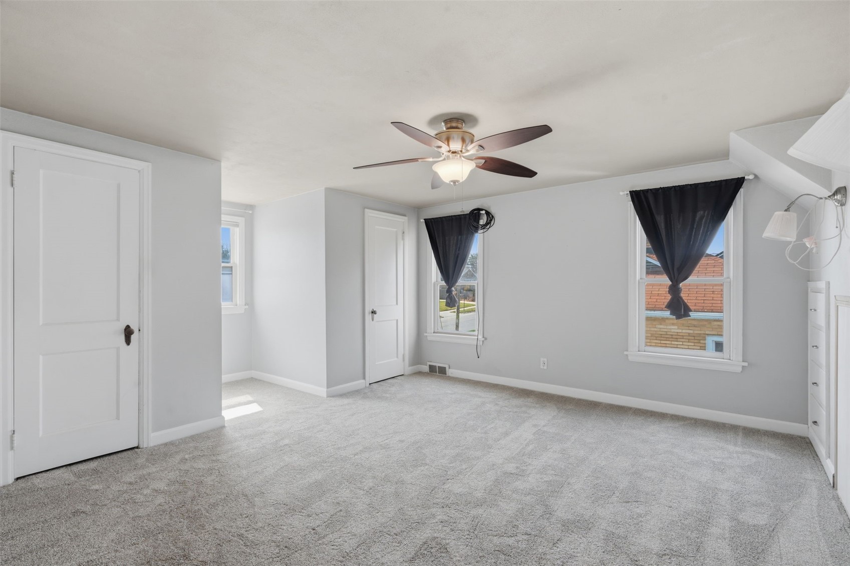 132 38th Street NE Cedar Rapids IA 52402