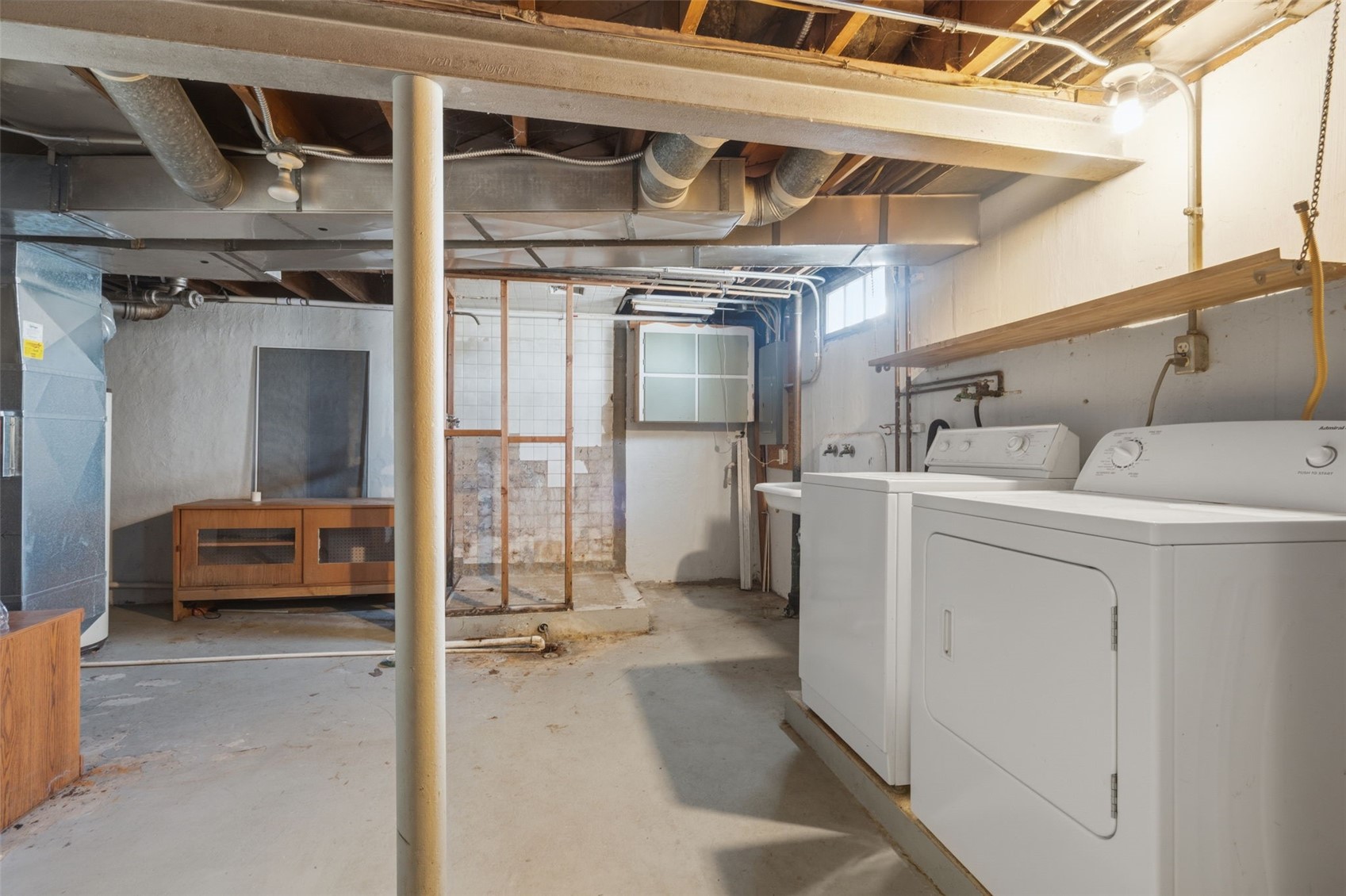 132 38th Street NE Cedar Rapids IA 52402