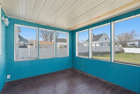 132 38th Street NE Cedar Rapids IA 52402