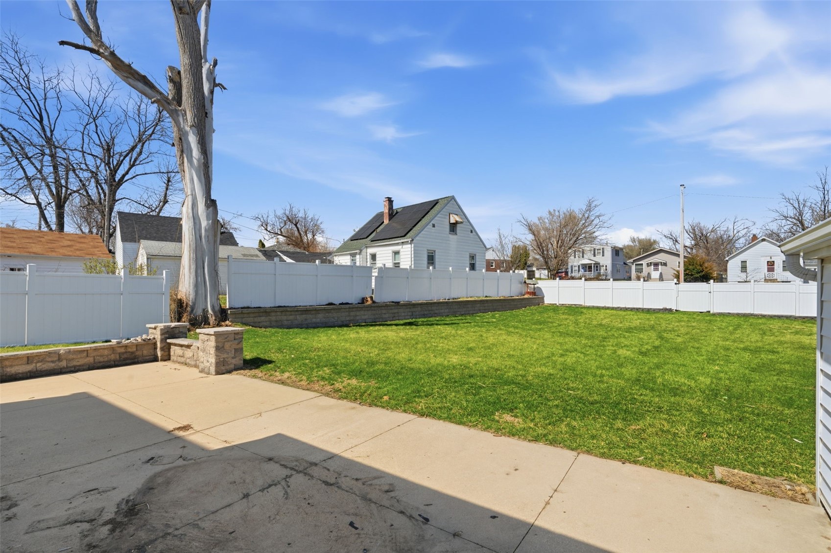 132 38th Street NE Cedar Rapids IA 52402