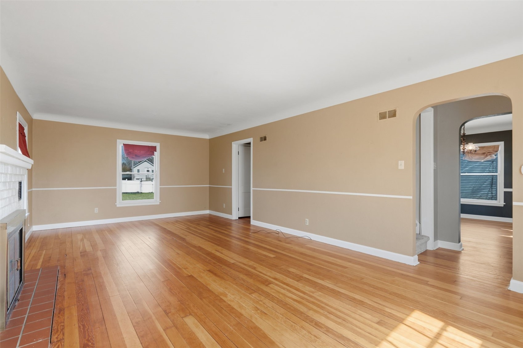 132 38th Street NE Cedar Rapids IA 52402