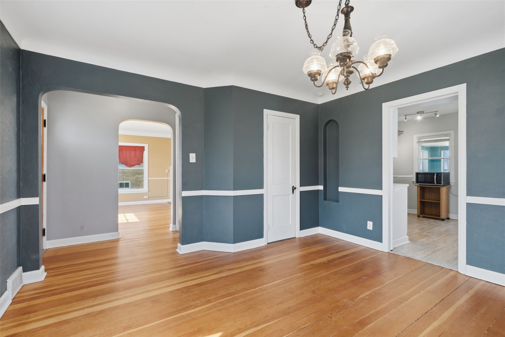 132 38th Street NE Cedar Rapids IA 52402