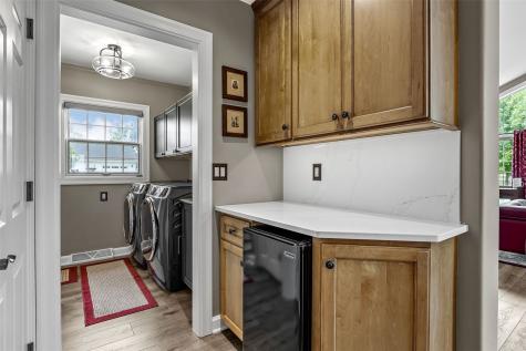6000 Beverly Road SW Cedar Rapids IA 52404