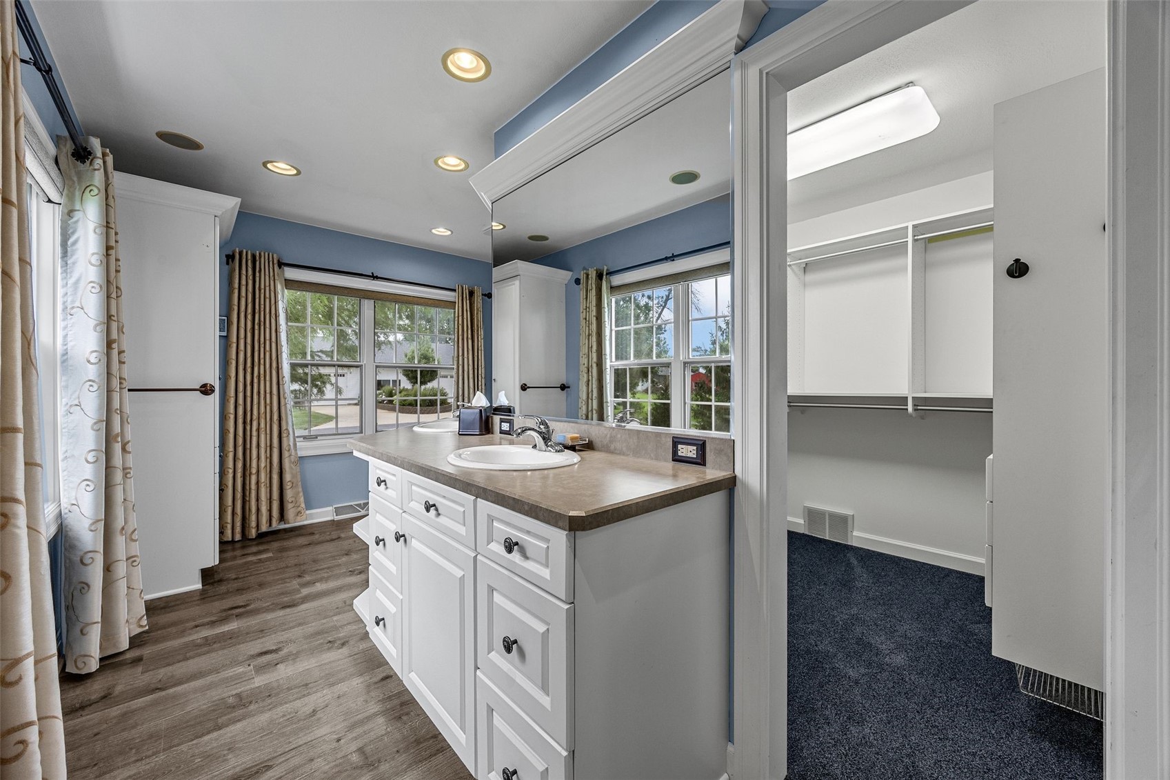 6000 Beverly Road SW Cedar Rapids IA 52404
