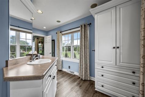 6000 Beverly Road SW Cedar Rapids IA 52404