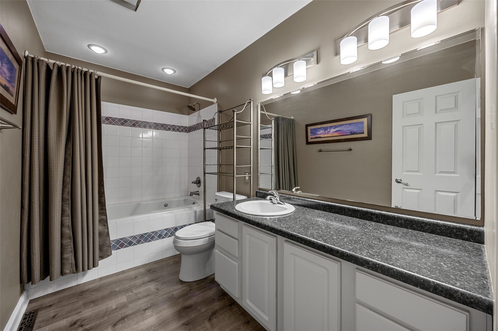 6000 Beverly Road SW Cedar Rapids IA 52404