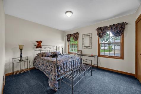 6000 Beverly Road SW Cedar Rapids IA 52404