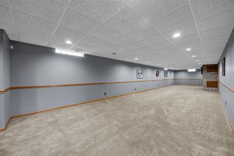 6000 Beverly Road SW Cedar Rapids IA 52404