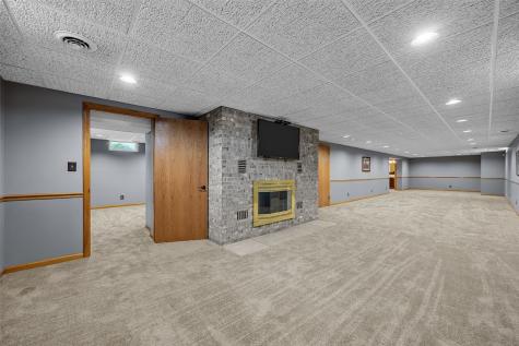 6000 Beverly Road SW Cedar Rapids IA 52404