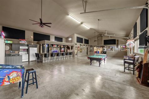 6000 Beverly Road SW Cedar Rapids IA 52404