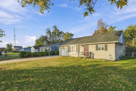 206 2nd Avenue Hiawatha IA 52233