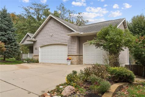 2650 Adirondack Drive NE Cedar Rapids IA 52402
