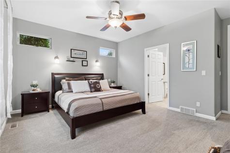 2650 Adirondack Drive NE Cedar Rapids IA 52402