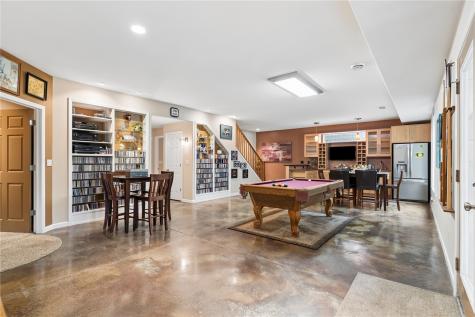 2650 Adirondack Drive NE Cedar Rapids IA 52402